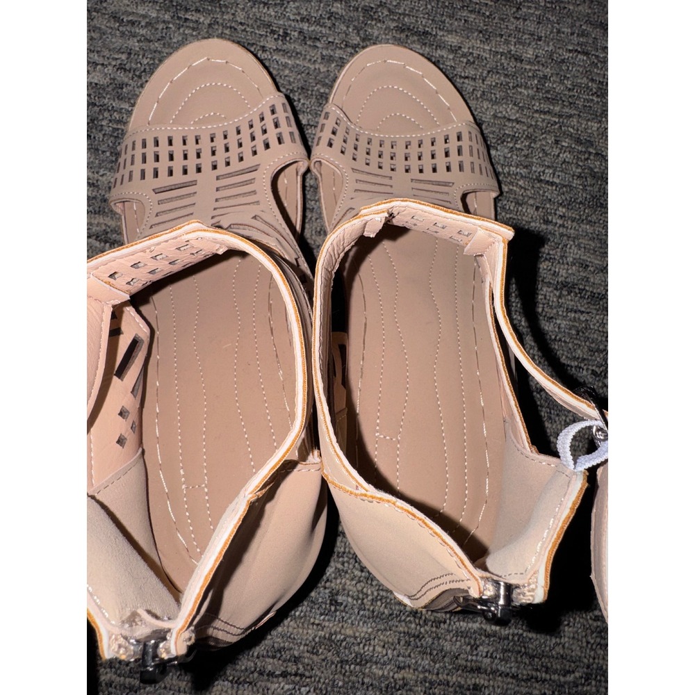 Beige Laser Cut Peep Toe Ankle Boot Sandals Block Heel Size 41 NWOT - Picture 5 of 6